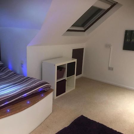 Top Floor In Beautiful Home Weymouth Exterior photo